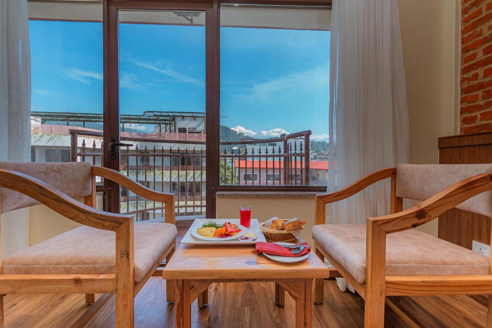 Temple Himalaya Hotel & Spa Pókhara Exteriér fotografie