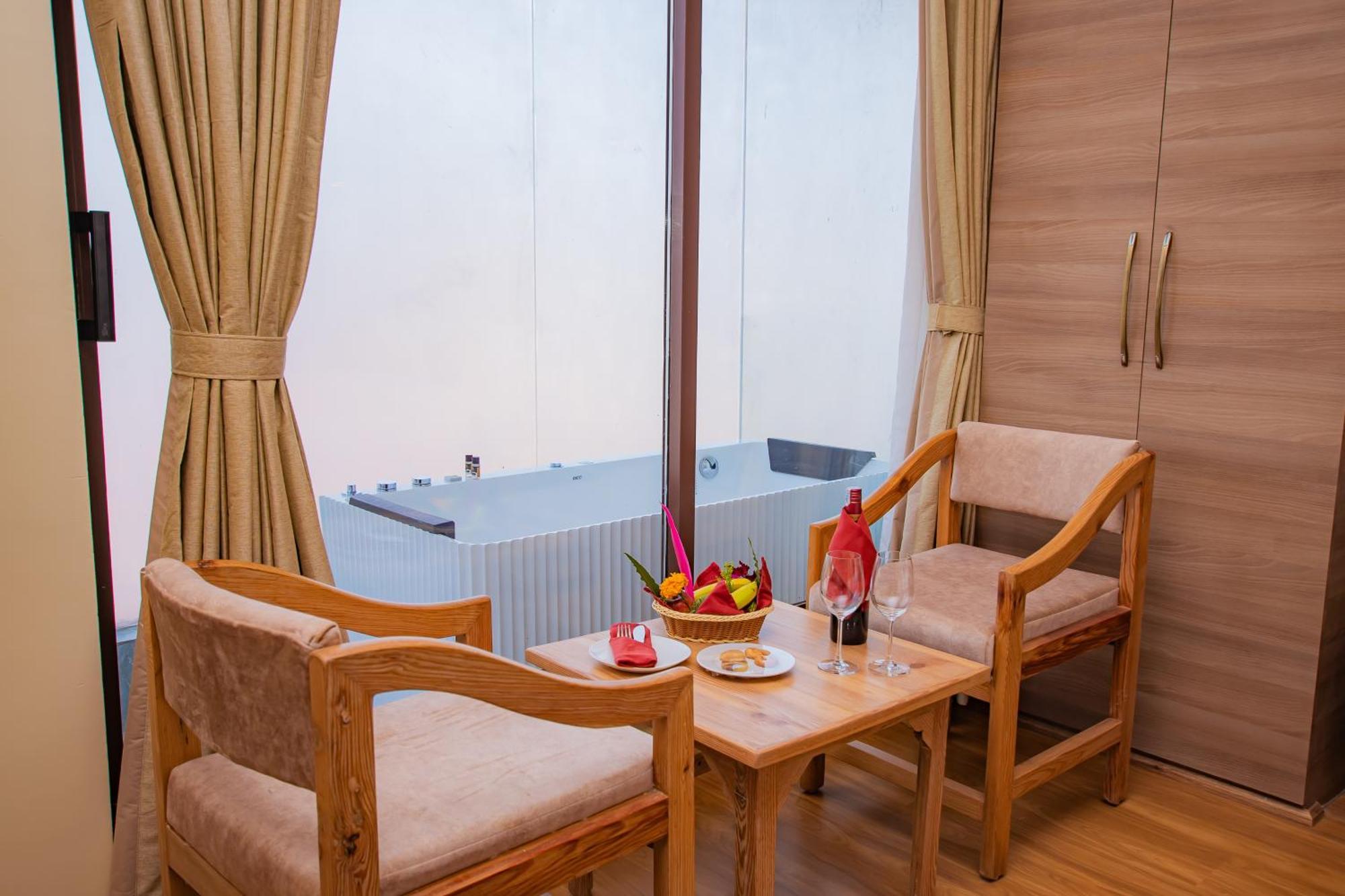 Temple Himalaya Hotel & Spa Pókhara Exteriér fotografie