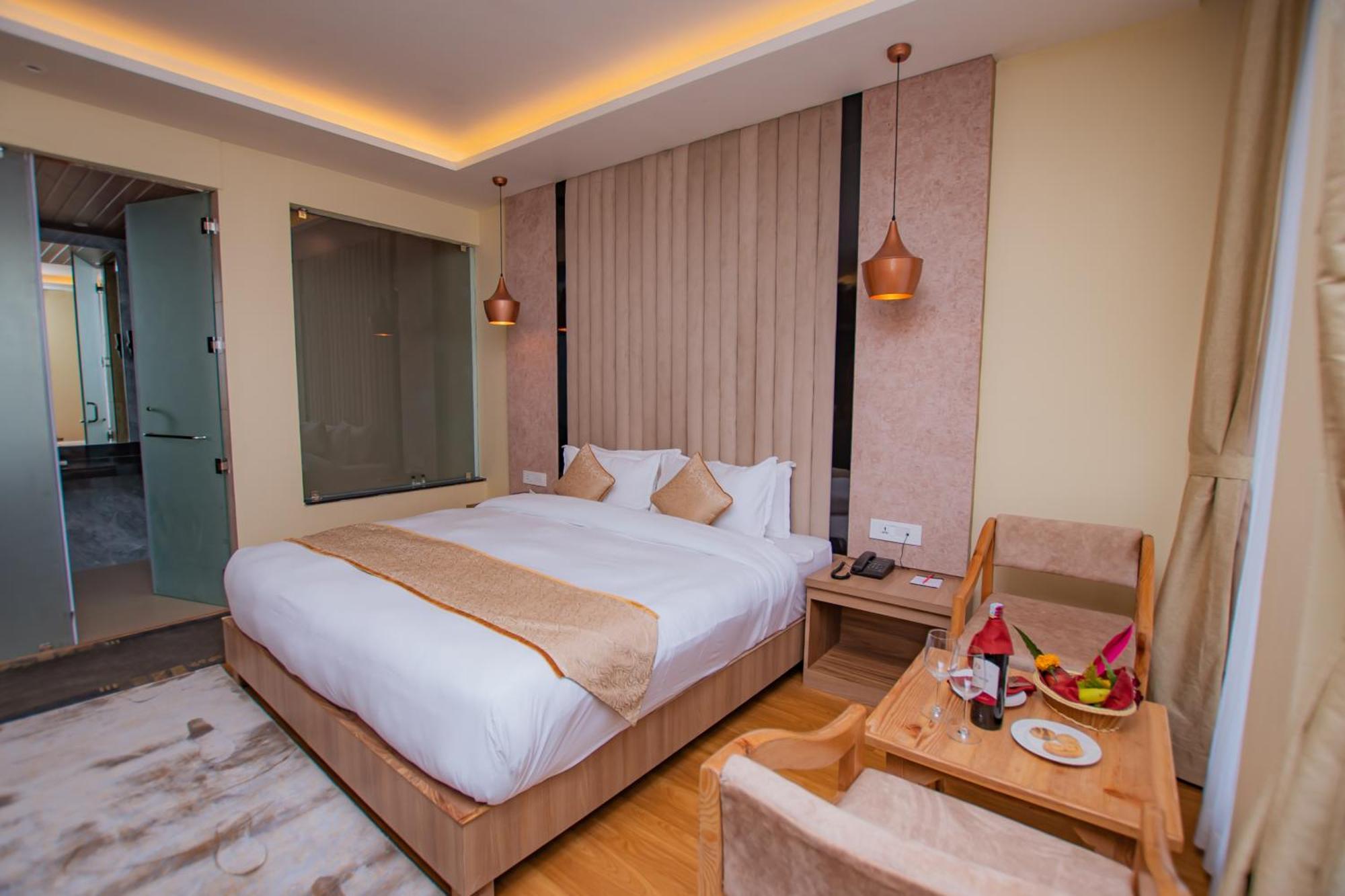 Temple Himalaya Hotel & Spa Pókhara Exteriér fotografie