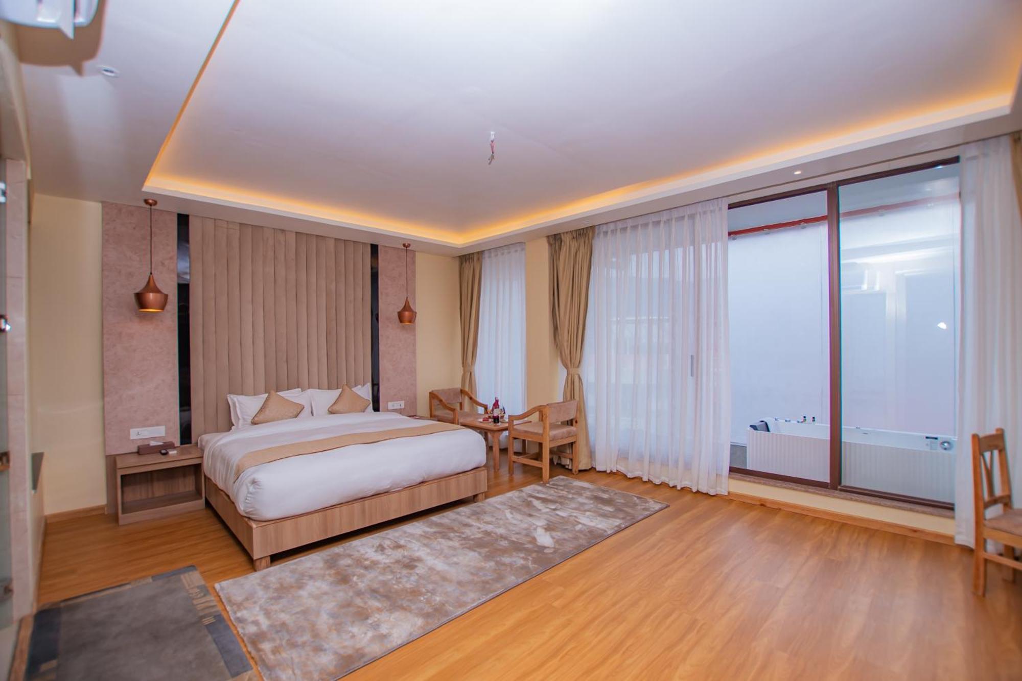 Temple Himalaya Hotel & Spa Pókhara Exteriér fotografie